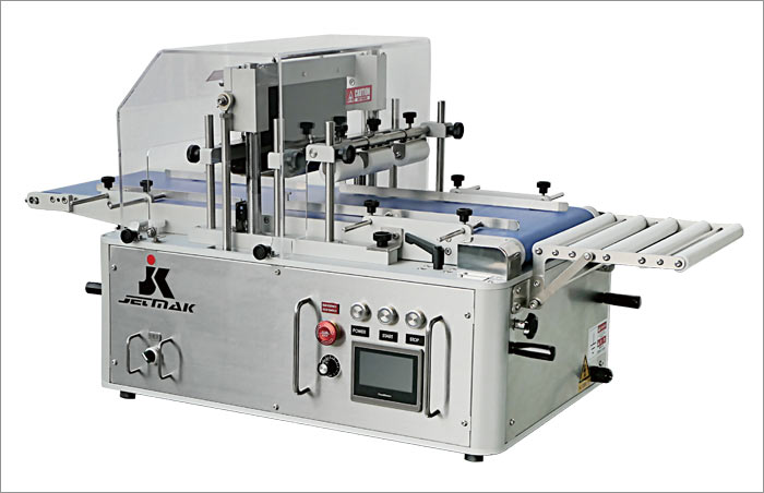 Frozen Cookie & Cake Slicer / JM-C305